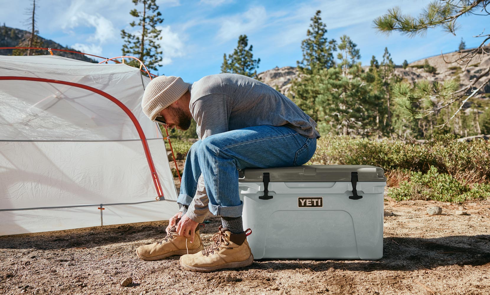 Coolers Bottles and Containers